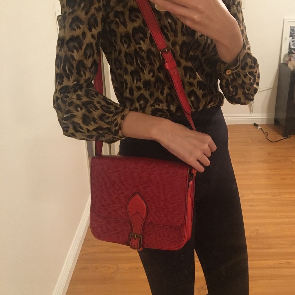 Louis Vuitton Cartouchiere red epi